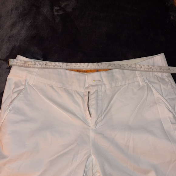 Tory Burch white shorts.  Size 2.  Like new - Picture 4 of 6